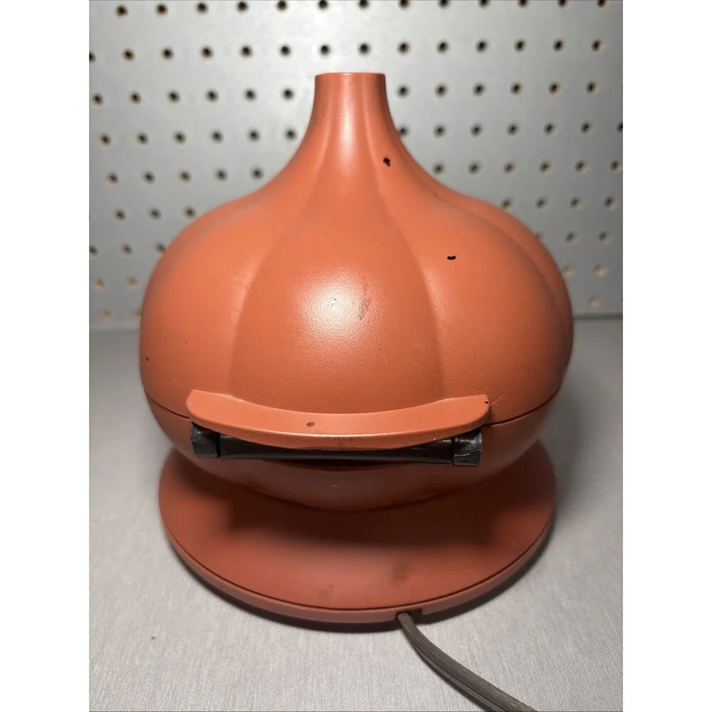 TAGCO Roasted Garlic Express Electric Countertop Roaster Brown GR-300-2 READ
